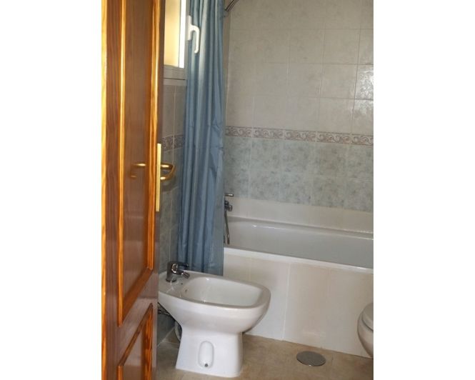 Image No.18-2 Bed Apartment for sale