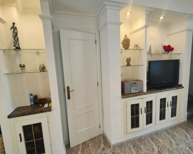 Image No.17-2 Bed Townhouse for sale