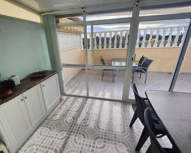 Image No.21-2 Bed Townhouse for sale