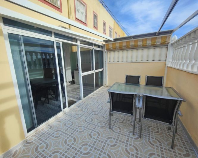 Image No.23-2 Bed Townhouse for sale