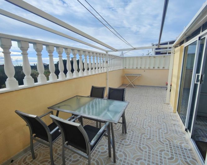 Image No.6-2 Bed Townhouse for sale