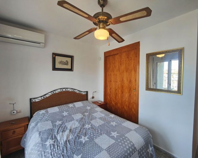 Image No.8-2 Bed Townhouse for sale