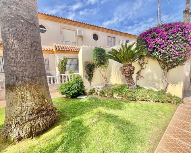 Image No.31-Villa de 3 chambres à vendre à Playa Flamenca
