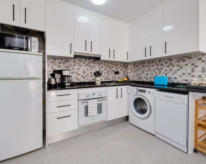 Image No.13-2 Bed Apartment for sale