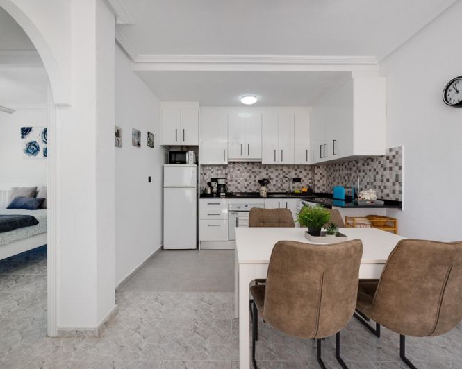 Image No.16-2 Bed Apartment for sale