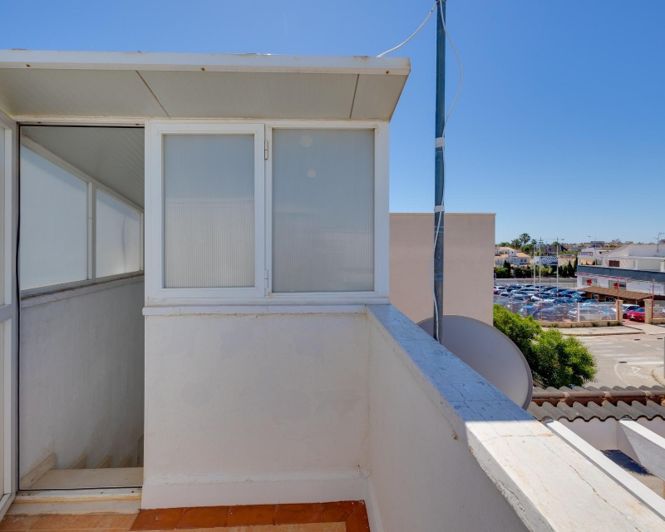 Image No.26-2 Bed Apartment for sale