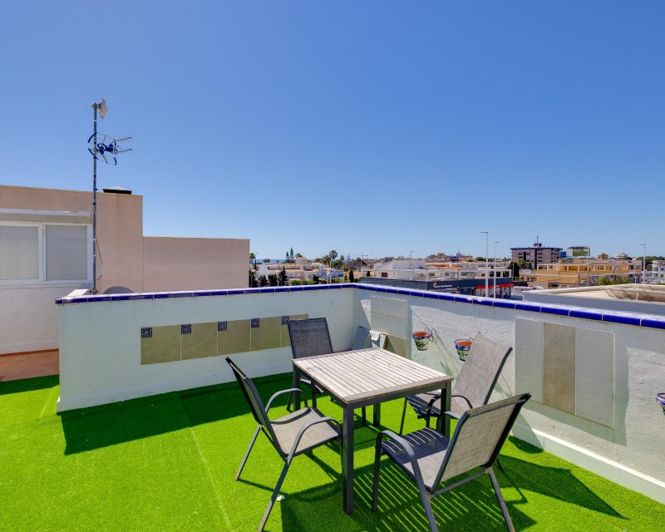 Image No.28-2 Bed Apartment for sale