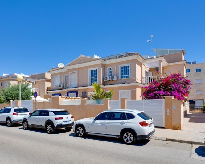 Image No.33-2 Bed Apartment for sale