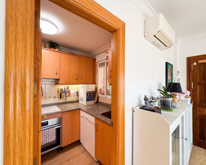 Image No.21-3 Bed Townhouse for sale
