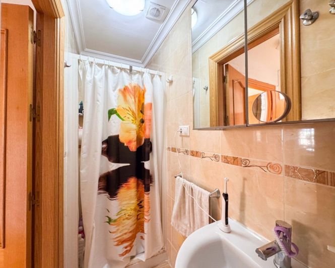 Image No.30-3 Bed Townhouse for sale