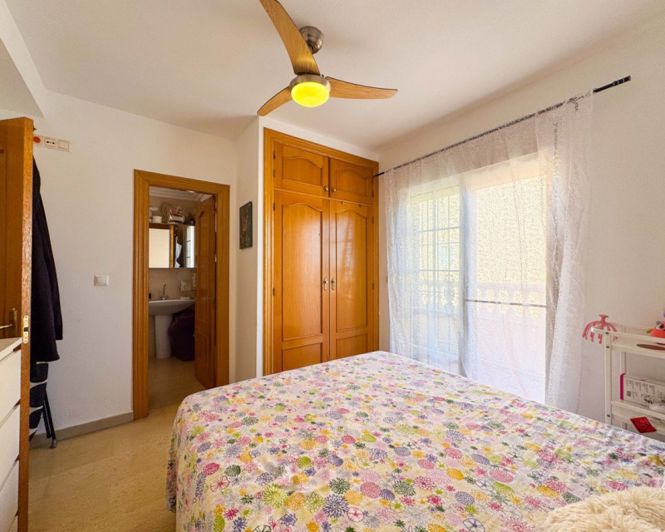 Image No.34-3 Bed Townhouse for sale