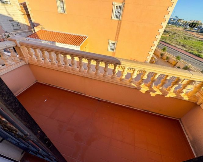 Image No.38-3 Bed Townhouse for sale