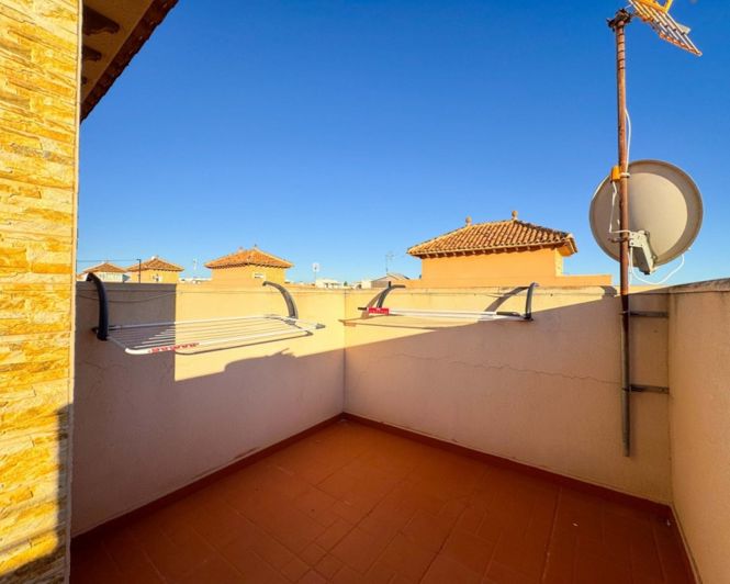 Image No.48-3 Bed Townhouse for sale