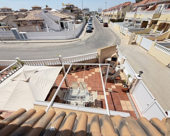 Image No.24-2 Bed Townhouse for sale