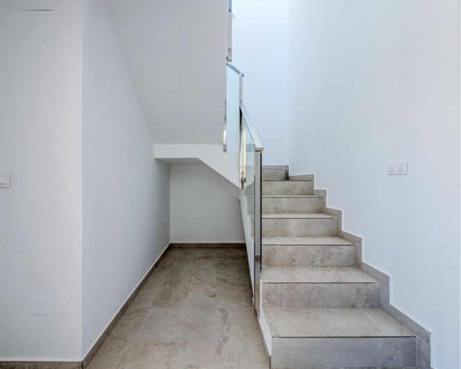 Image No.21-3 Bed Villa for sale