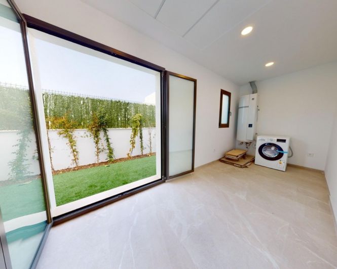 Image No.20-3 Bed Villa for sale