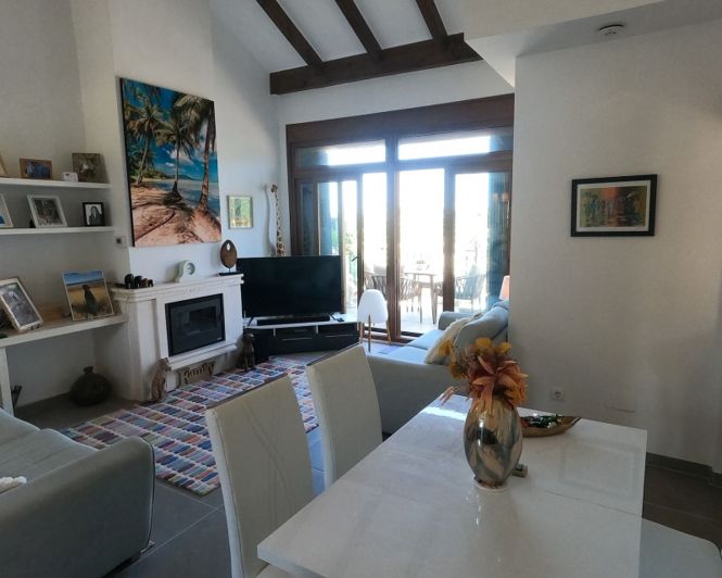 Image No.4-2 Bed Apartment for sale