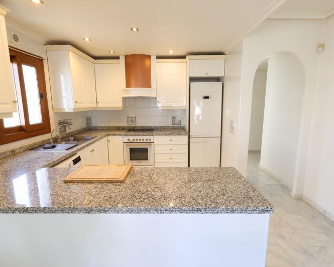Image No.7-2 Bed Apartment for sale