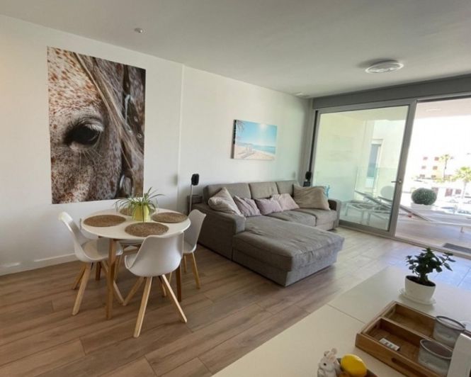 Image No.2-Appartement de 2 chambres à vendre à Villamartin