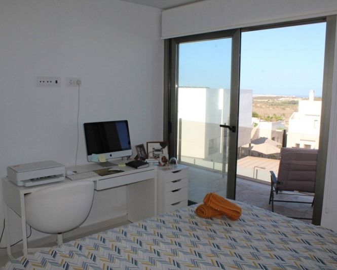 Image No.12-3 Bed Villa for sale