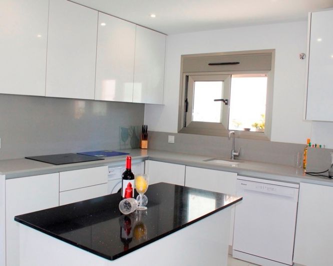 Image No.2-3 Bed Villa for sale