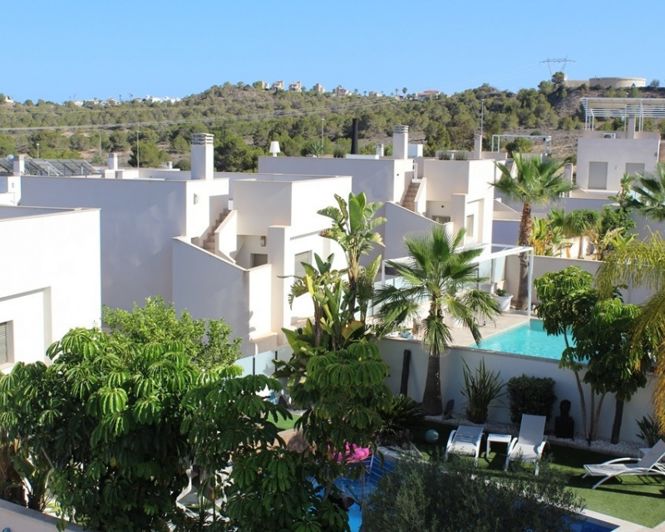 Image No.25-3 Bed Villa for sale