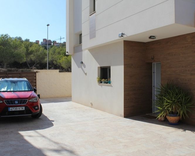 Image No.28-3 Bed Villa for sale