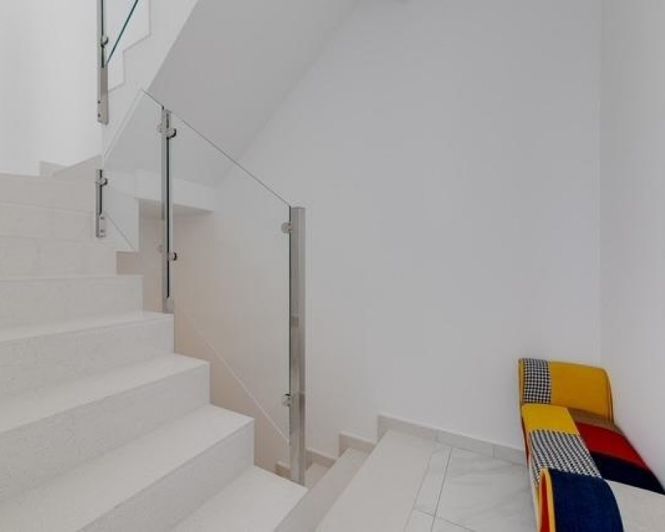 Image No.21-3 Bed Townhouse for sale