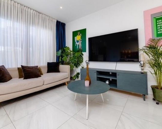Image No.9-3 Bed Townhouse for sale
