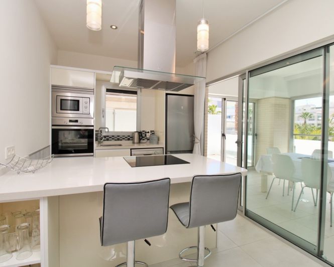 Image No.8-2 Bed Apartment for sale