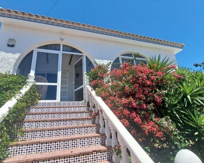 Image No.3-Villa de 3 chambres à vendre à Villamartin
