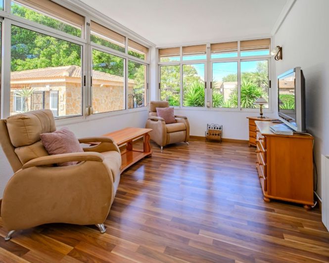 Image No.21-5 Bed Country Property for sale