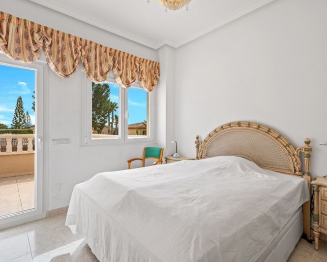Image No.23-4 Bed Villa for sale