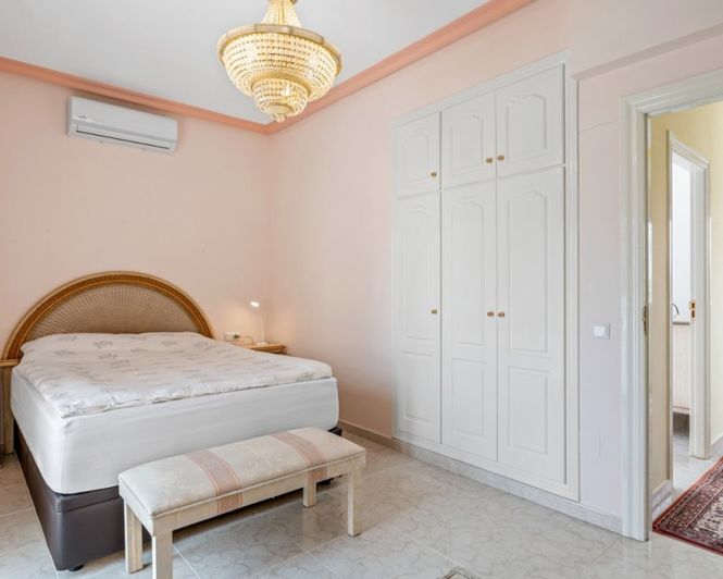 Image No.29-4 Bed Villa for sale