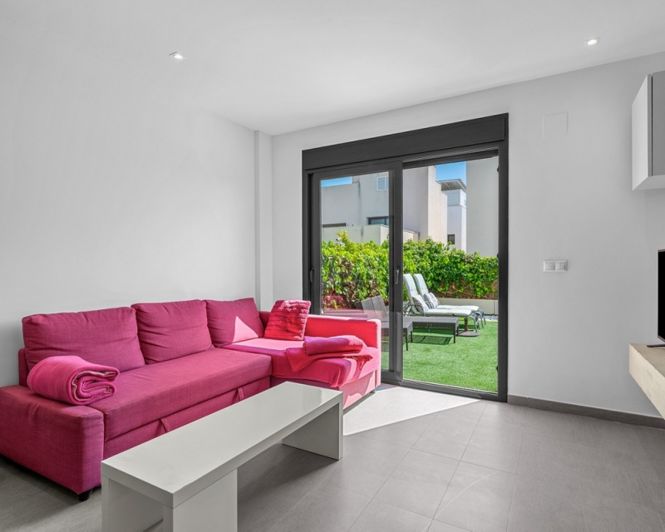 Image No.15-2 Bed Villa for sale