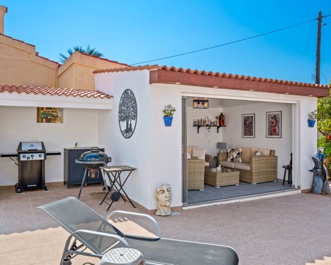 Image No.26-3 Bed Villa for sale