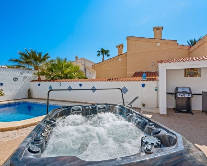 Image No.30-3 Bed Villa for sale