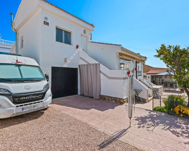 Image No.34-3 Bed Villa for sale