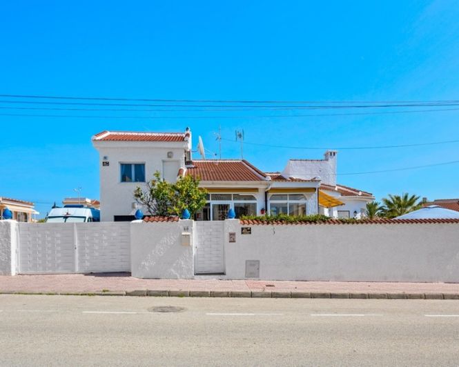 Image No.40-3 Bed Villa for sale