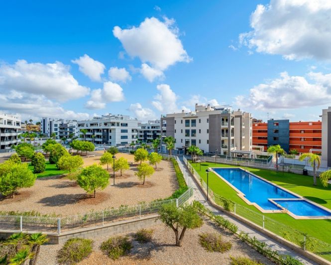 Image No.8-2 Bed Apartment for sale