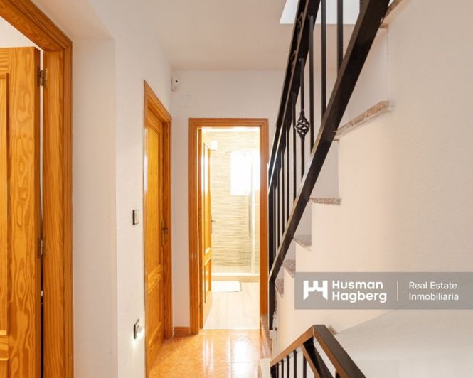 Image No.23-3 Bed Townhouse for sale