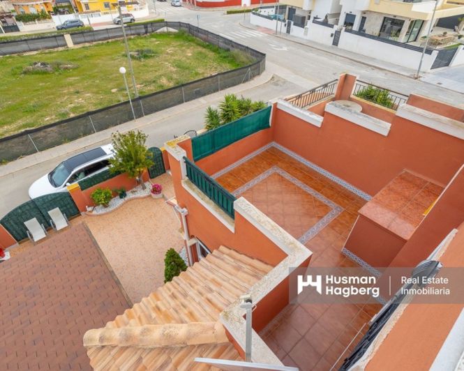 Image No.38-3 Bed Townhouse for sale