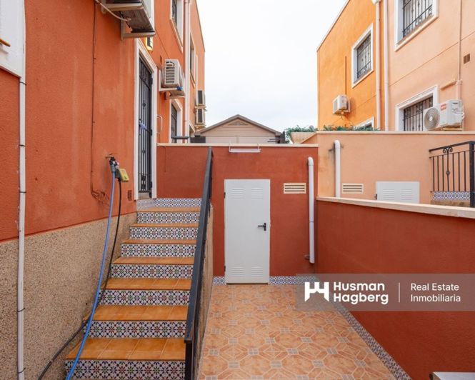 Image No.6-3 Bed Townhouse for sale