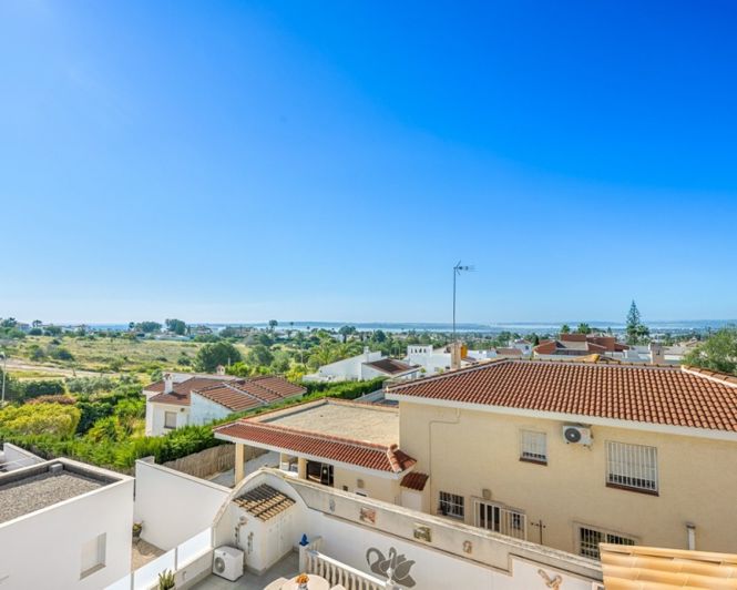 Image No.37-3 Bed Villa for sale