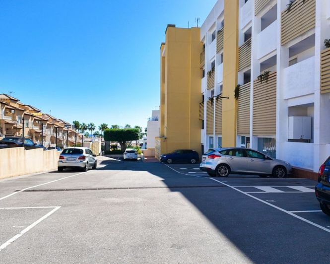 Image No.41-2 Bed Apartment for sale