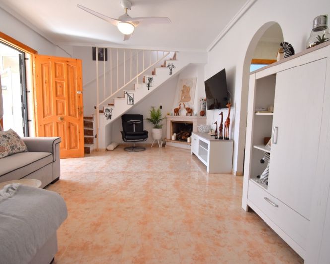 Image No.3-Villa de 2 chambres à vendre à Playa Flamenca