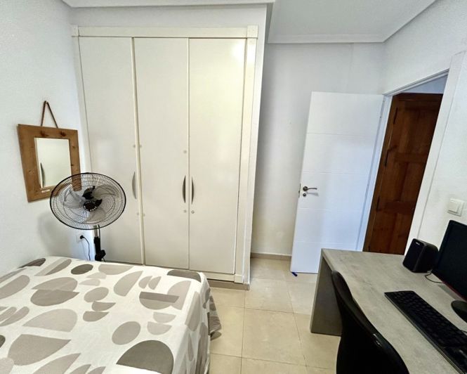 Image No.23-Appartement de 2 chambres à vendre à Villamartin