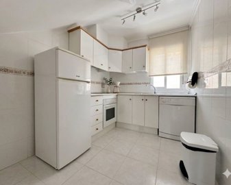 1530089lg