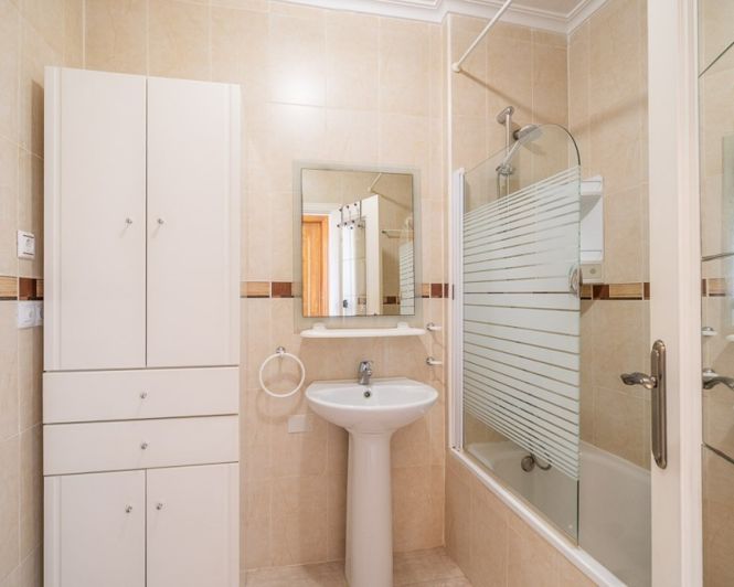 Image No.18-2 Bed Apartment for sale