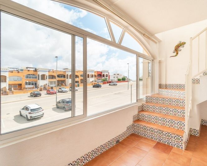 Image No.25-2 Bed Apartment for sale